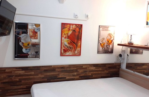 Annesse-et-Beaulieu Apartment | (N°07) Nice quiet studio with free private parking