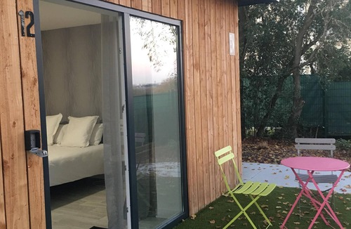 Bouchemaine Apartment | N°9-Lodge-Superior-Ensuite with Shower-Garden view