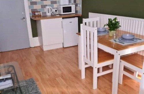 Bordesley Apartment | nDigbeth Apartment Sleeps 12