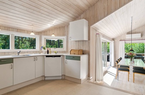 Spidsegard House | "Nea" - 600m from the sea by Interhome