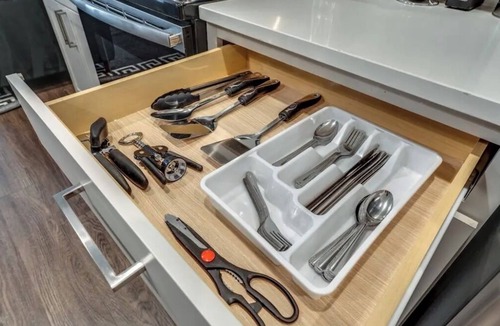 Normal Apartment | Near Arsenal& University