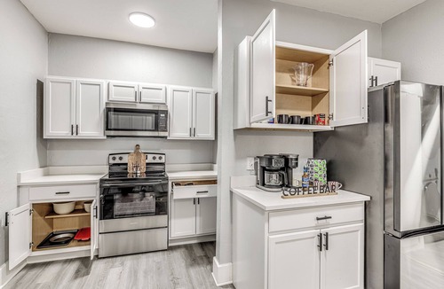 Central Oklahoma City House | Near Attractions & Food : Walk to Plaza District
