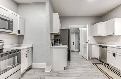 Central Oklahoma City House | Near Attractions & Food : Walk to Plaza District