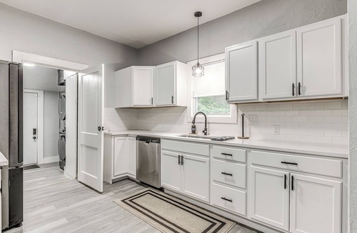 Central Oklahoma City House | Near Attractions & Food : Walk to Plaza District