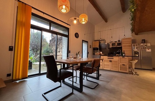 Pouzolles House | Near Béziers unusual house, "LOFT VIGNERON".