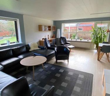 Hvalpsund Villa | Near Beach And Golf With Multi-Purpose Room