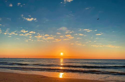 Glenelg Apartment | near beach unit 30