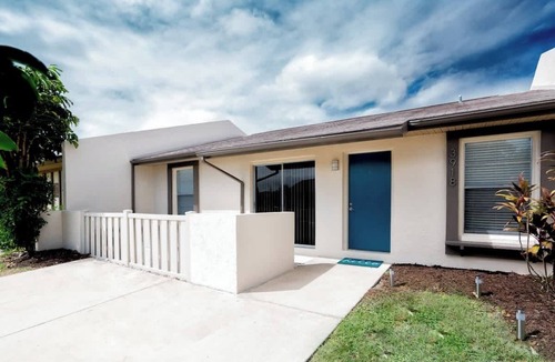 Bradenton House | Near Beaches & IMG Academy, Mins to Downtown