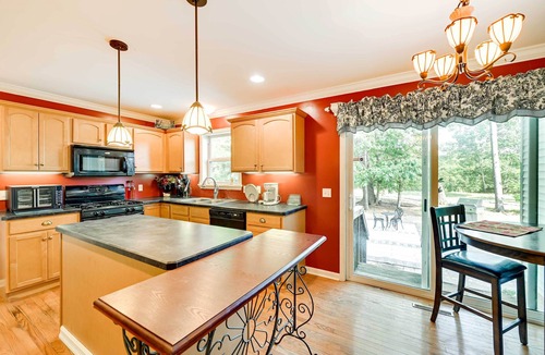Ballston Spa House | Near Belmont Stakes, State Park! Ballston Spa Home