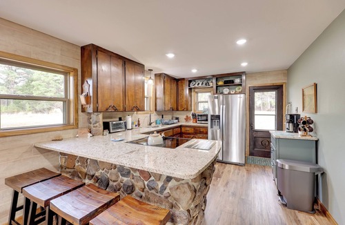 Magazine Cabin | Near Blue Mountain Lake & ATV Trails: Cabin Escape