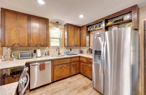 Magazine Cabin | Near Blue Mountain Lake & ATV Trails: Cabin Escape