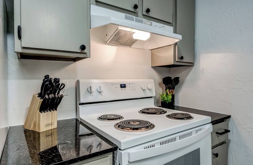 Stillwater Apartment | Near Boone Pickens Stadium - Stillwater Stay
