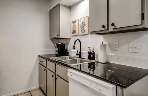 Stillwater Apartment | Near Boone Pickens Stadium - Stillwater Stay