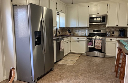 Bryan House | NEAR BRAZOS COUNTY EXPO CENTER. ENJOY FRESH AIR AND STARRY NIGHTS.