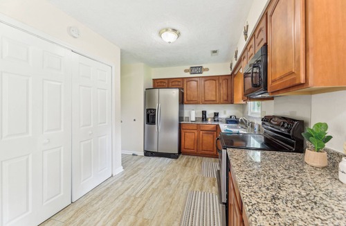 Piney Green House | Near Camp Lejeune: Jacksonville Getaway