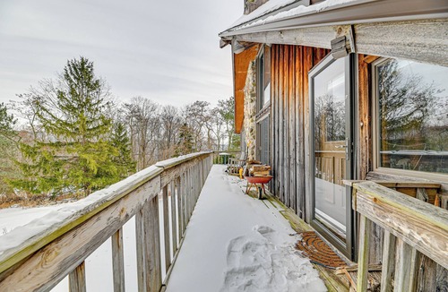 Naples Cabin | Near Canandaigua Lake: Retro Cabin w/Deck & Views