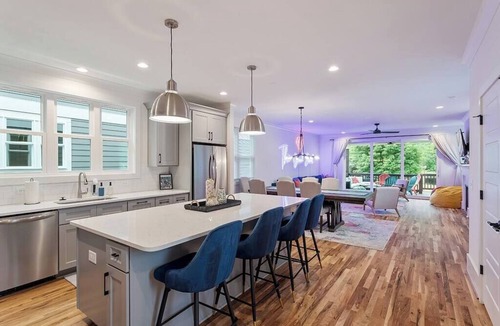 Southwest Raleigh House | Near Carter‑Finley - Spacious Raleigh 4BR House
