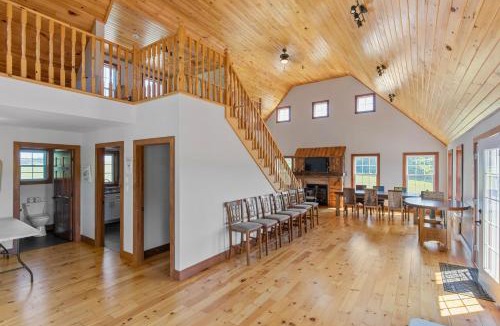 Stanley Bridge Villa | Near Cavendish Beach-2