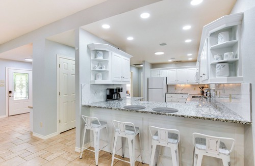 Carolyn Estates House | Near Cedar Creek Lake: Pet-Friendly Home w/Yard!