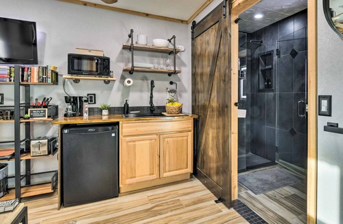 Mesa Apartment | Near Cubs Spring Training! Couples Retreat in Mesa
