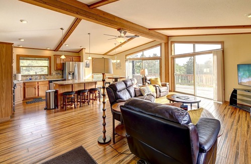 Wisconsin Dells House | Near Dells Game Room Fire Pit Sunset Deck