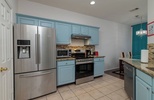 Euless House | Near DFW Airport + Sleeps 6 - Catch World Cup Fun