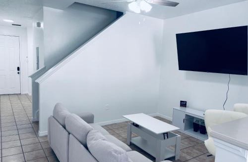Crestwynd Bay Apartment | Near Disney 3BR