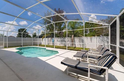 Eagle Pointe South House | Near Disney Private Pool 4 Bedrooms