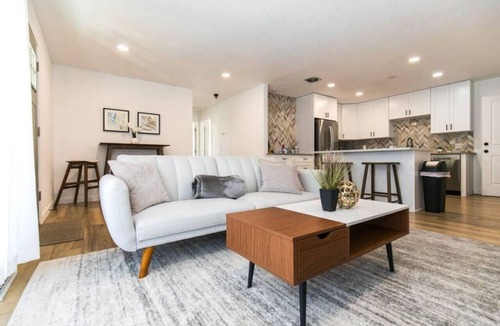 Berkley House | Near Downtown Denver | Huge Home | Two Kitchens