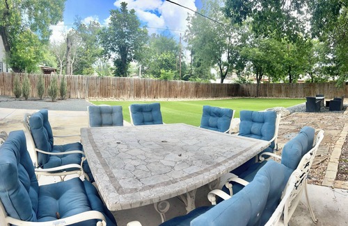 Highland Park House | Near Dwntwn huge yard & pool