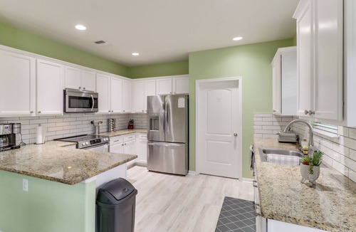 Manor House | Near East Metropolitan Park: Escape w/Pool Access