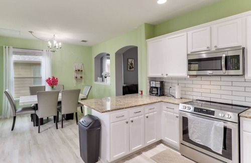 Manor House | Near East Metropolitan Park: Escape w/Pool Access
