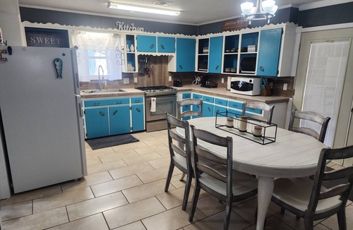 Tahlequah House | Near everything Tahlequah and Northeastern State University - NSU have to offer