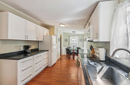 Charleston House | Near Folly Beach & Charleston nComfortable & Spacious