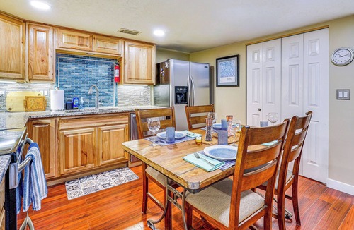 Canyon Rim Apartment | Near Hiking, Dining & Parks! Sunny SLC Retreat