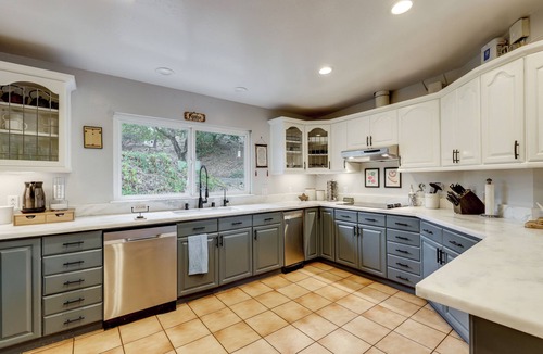 Lakeside House | Near Hiking Trails! Luxe Family Home in Lakeside