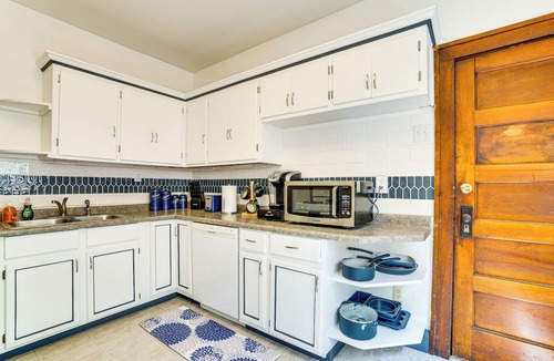 Minneapolis House | Near Hospitals & Dwntn Minneapolis! Extended Stay