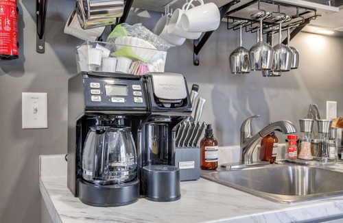 Cheverly Apartment | Near Hospitals + Metro Access: Studio in Cheverly