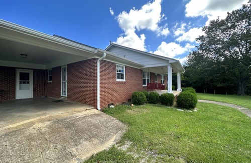 Fayetteville House | Near Jack Daniels, Tims Ford, & MORE!