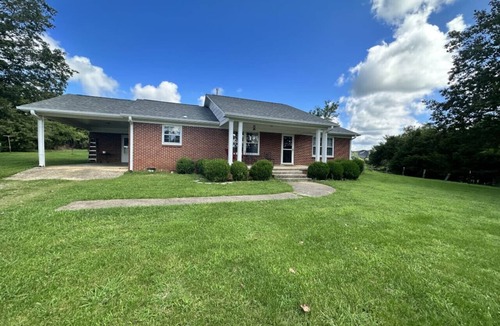 Fayetteville House | Near Jack Daniels, Tims Ford, & MORE!