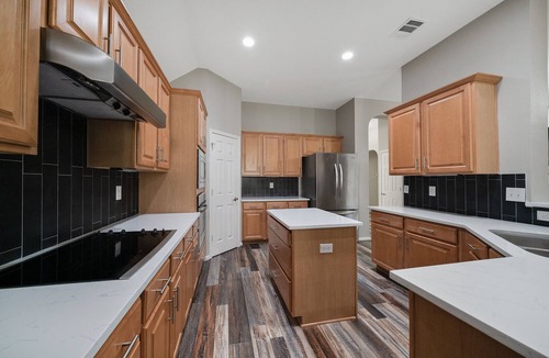Crownridge of Texas House | Near LaCantera Sleeps 10