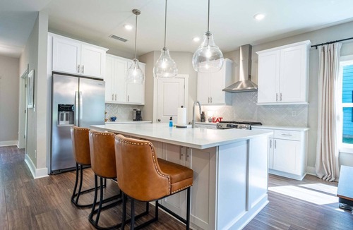 Emerson House | Near LakePoint Sports 4BR Home With Movie Room