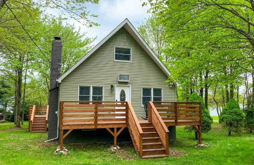 Long Pond House | Near Lakes & Resorts: Pet-Friendly Long Pond Abode