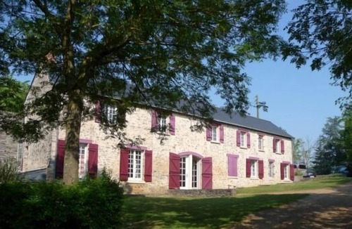 Juigne-sur-Sarthe House | NEAR LE MANS/Family house ATYPIQUE/craft site of the 19th century