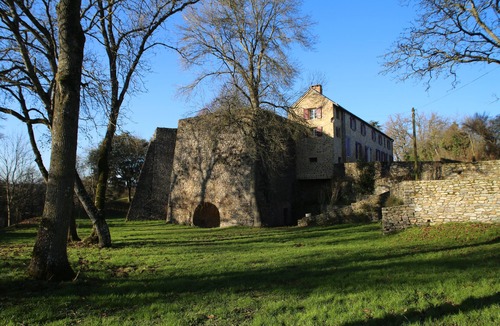 Juigne-sur-Sarthe House | NEAR LE MANS/Family house ATYPIQUE/craft site of the 19th century