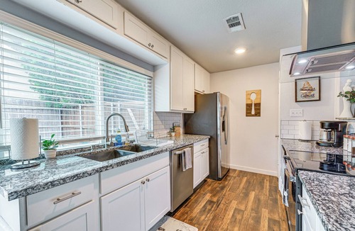 The Colony House | Near Lewisville Lake: Family Home in The Colony!