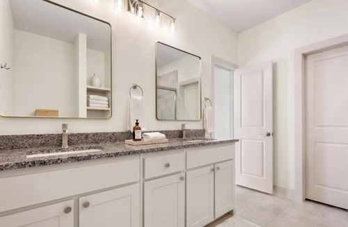 South Arlington House | Near Mansfield Stadium - Brand New Townhome Unit 2