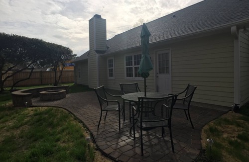 Murraysville House | Near Mayfaire, Wrightsville Beach and Downtown
