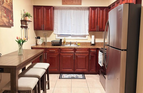 Clifton Apartment | Near MetLife/American Dream + Free Parking Incl.
