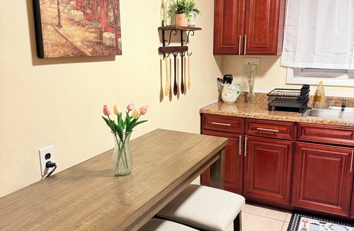 Clifton Apartment | Near MetLife/American Dream + Free Parking Incl.